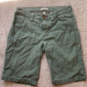 Toad&Co Women's Green Bermuda Shorts